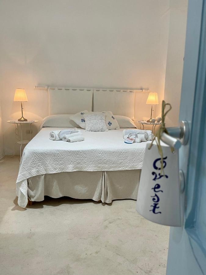 B&B Vie Del Mediterraneo Порто-Чезарео Экстерьер фото