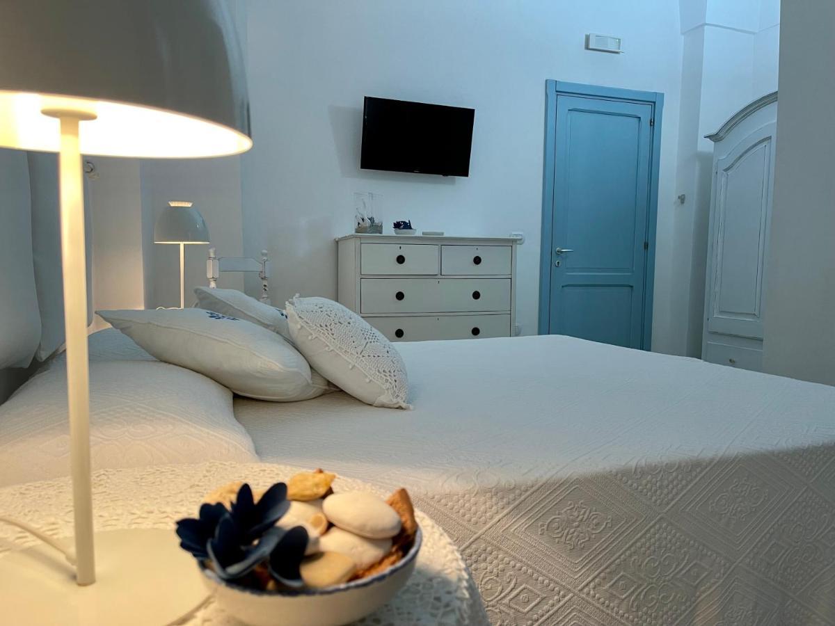 B&B Vie Del Mediterraneo Порто-Чезарео Экстерьер фото