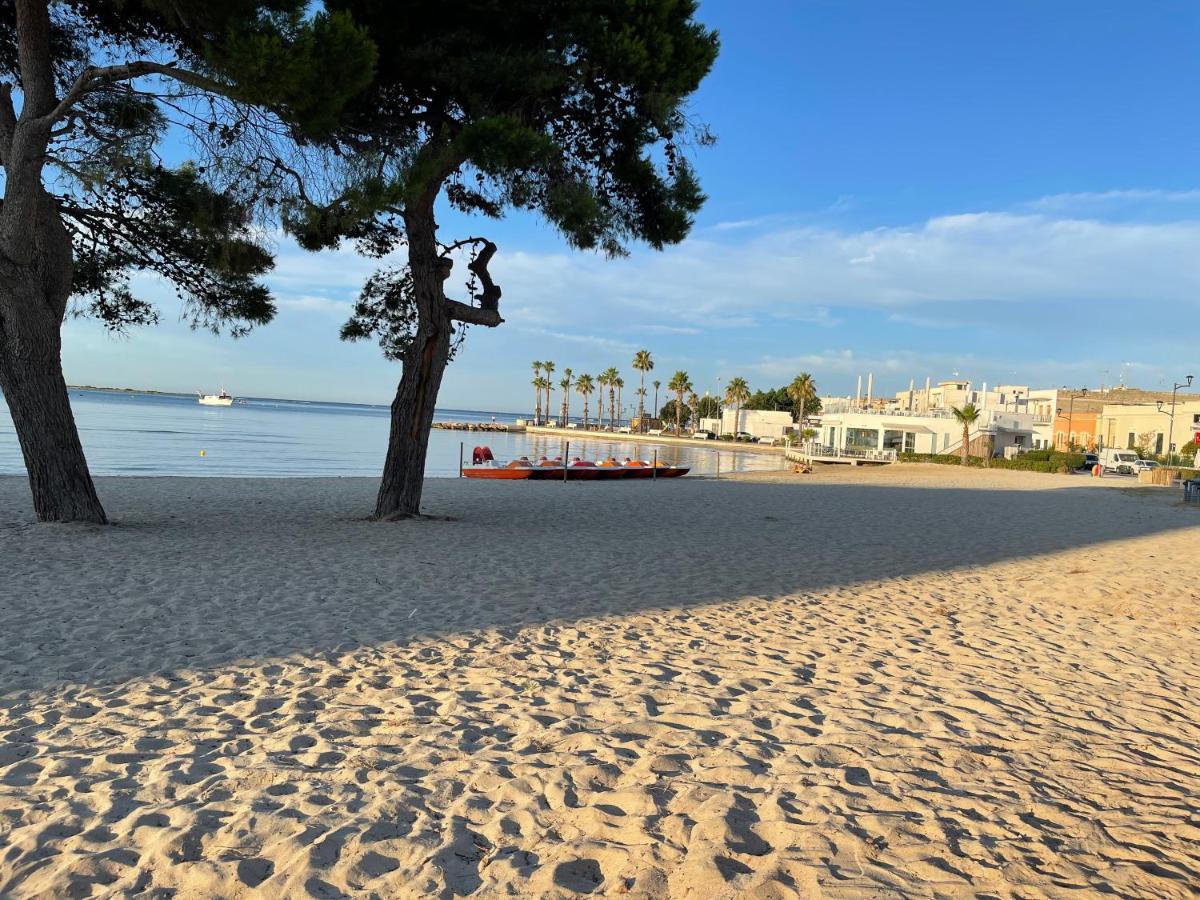 B&B Vie Del Mediterraneo Порто-Чезарео Экстерьер фото