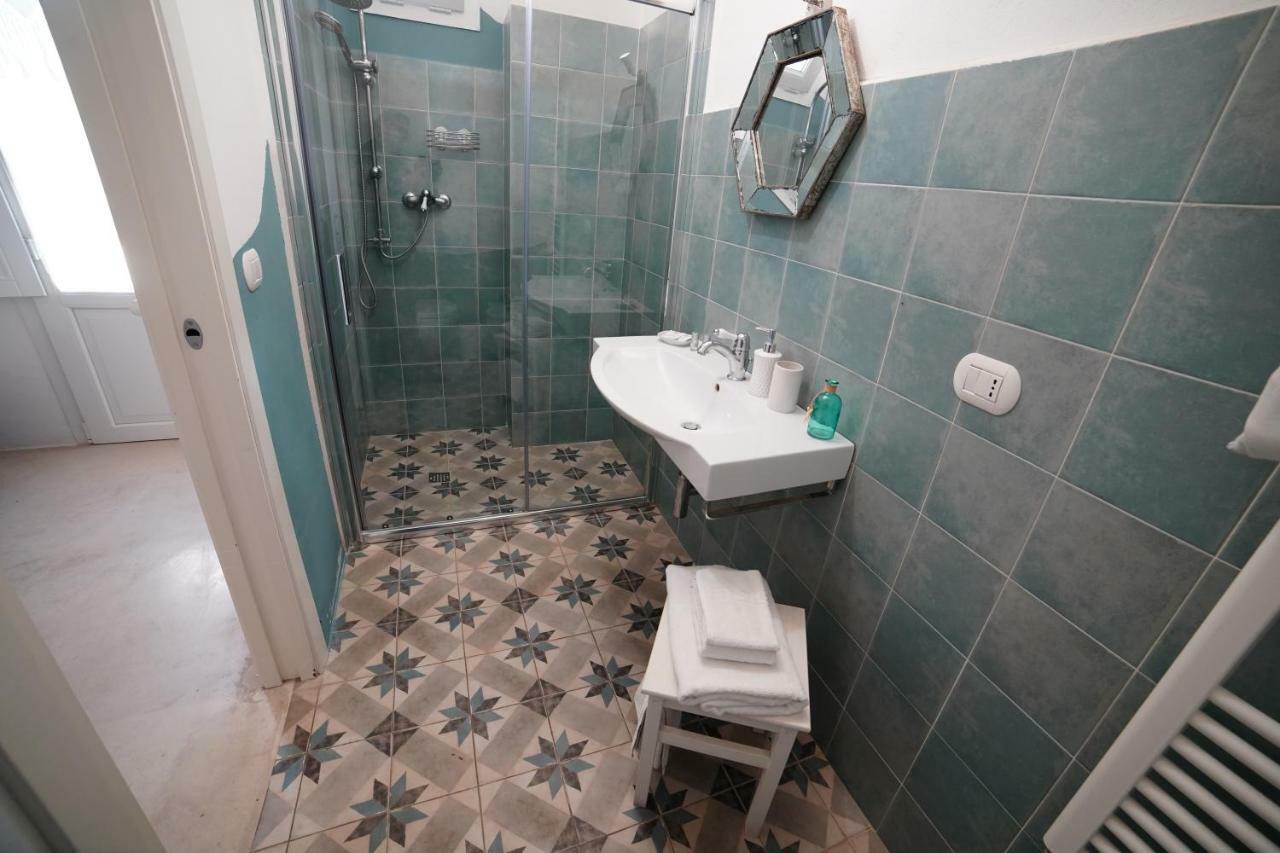 B&B Vie Del Mediterraneo Порто-Чезарео Экстерьер фото